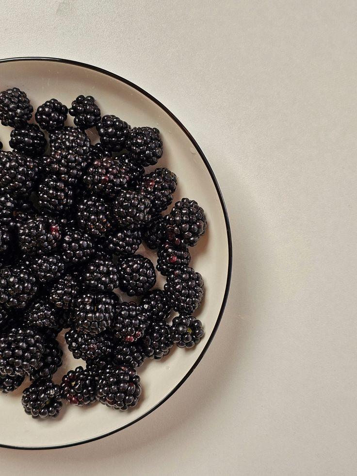 Seasonal Splendor – Handpicked Berry Treasure